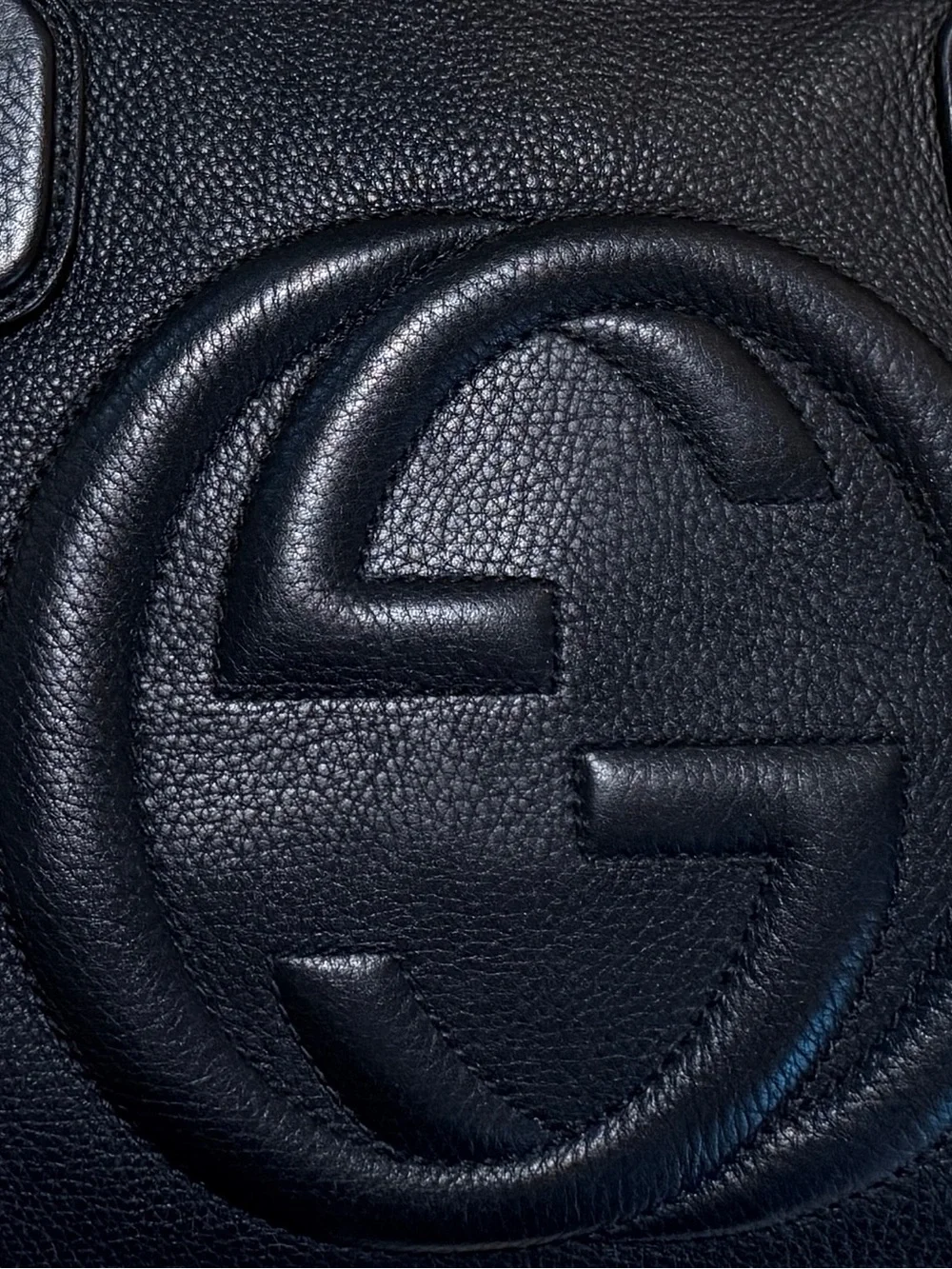 Gucci Black Pebbled Leather Embossed Double G Detail